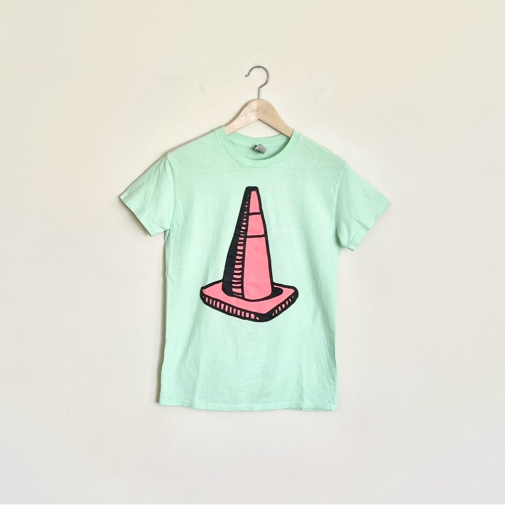 Traffic Cone Graphic Double Sided Orange Green T Shirt Adult size Small